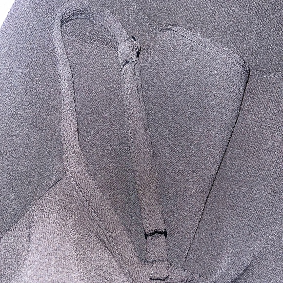 Cute Spring Blouse 🌹 - Picture 5 of 5